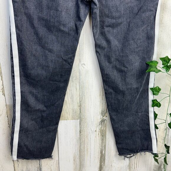 MOTHER The Shaker Prep Fray Cropped Denim Jeans in Dear Mr Black Racer Size 27 - Picture 11 of 12
